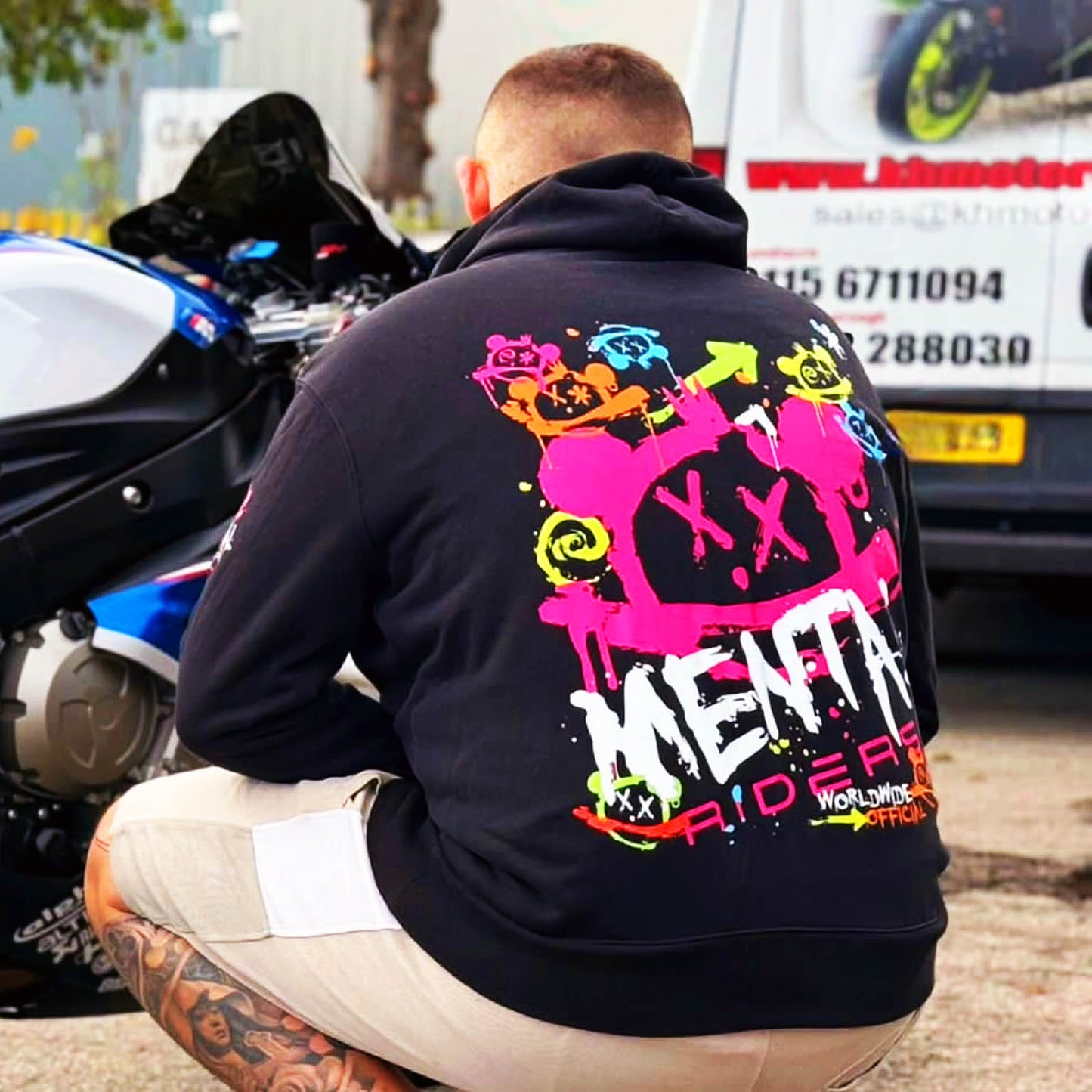 Mad Graffiti Hoodie - Pink